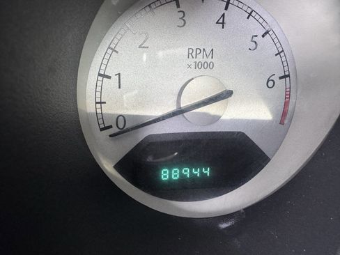 Used 2009 Chrysler Sebring Limited image 22