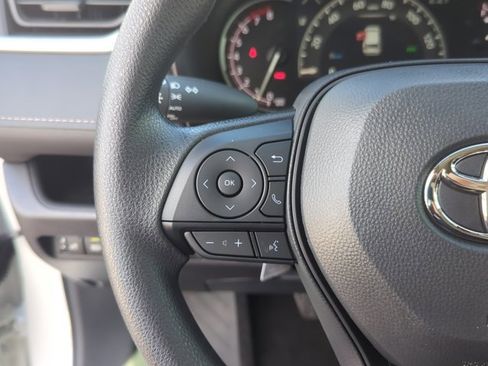 New 2025 Toyota RAV4 XLE image 16