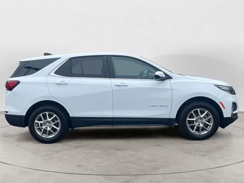 Used 2024 Chevrolet Equinox LT AWD/4WD image 6