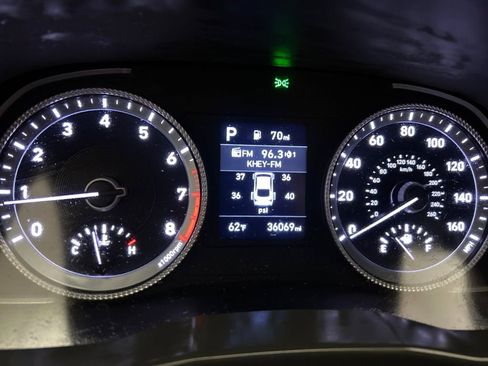 Used 2023 Hyundai Sonata SE w/ Cargo Package image 10