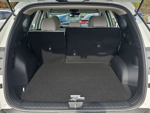 New 2026 Hyundai Tucson SE image 12