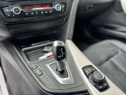 Used 2013 BMW 320i xDrive Sedan image 15