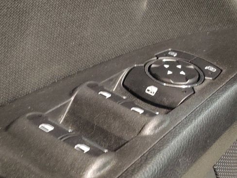 Used 2019 Ford Fusion SE FWD image 27