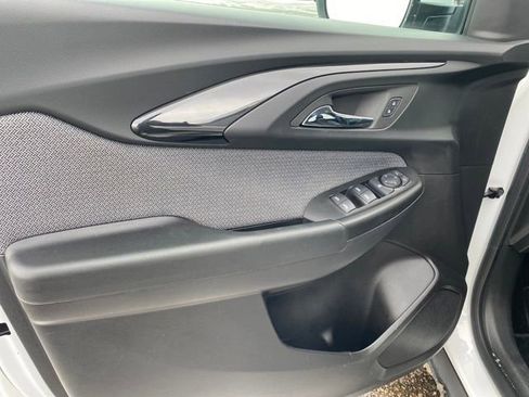 Used 2023 Chevrolet TrailBlazer LT w/ Convenience Package image 15