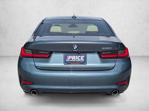 Used 2021 BMW 330i Sedan w/ Premium Package RWD image 7