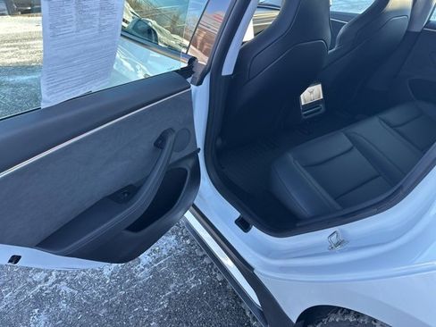 Used 2024 Tesla Model 3 Performance image 10
