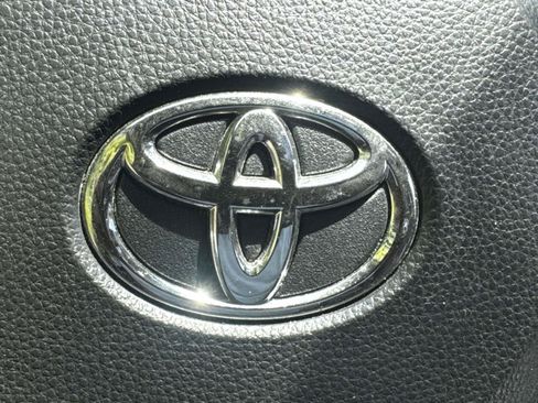 Certified 2025 Toyota RAV4 XLE w/ Convenience Package AWD/4WD image 32