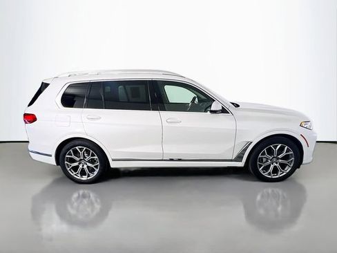 Used 2021 BMW X7 xDrive40i w/ Premium Package image 9