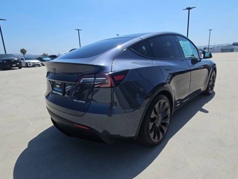 Used 2020 Tesla Model Y Performance AWD/4WD image 8
