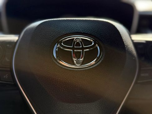 Used 2019 Toyota Corolla SE w/ Carpet Mat Package FWD image 27