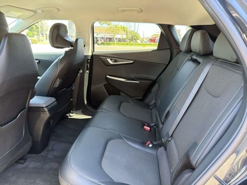 Used 2022 Kia EV6 Light image 28