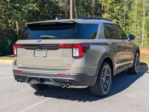 New 2026 Ford Explorer ST w/ Sun And Sound Package image 3