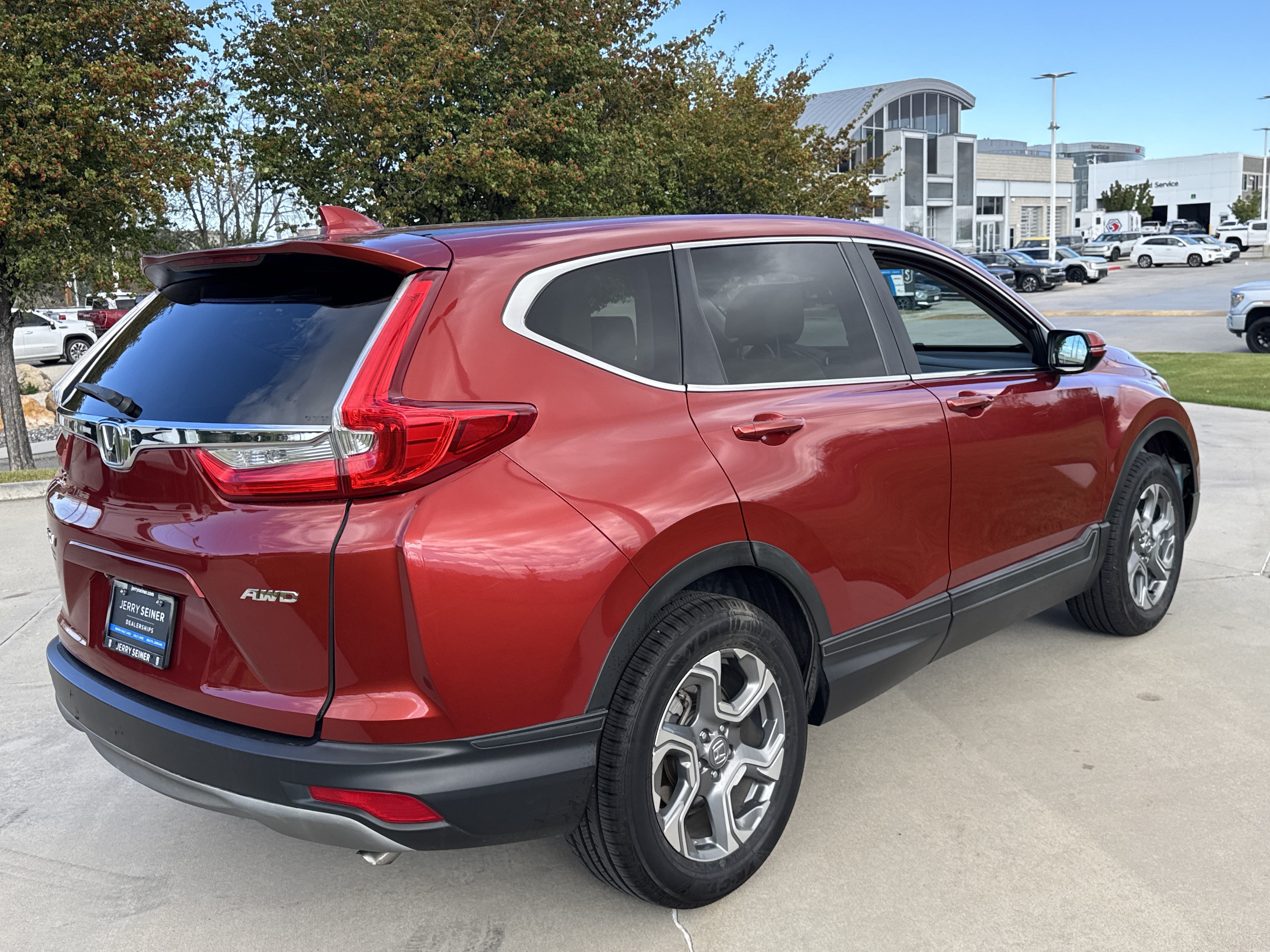 Used 2017 Honda CR-V EX-L image 5