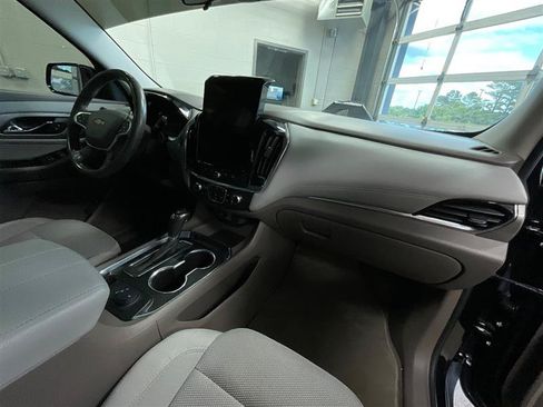 Used 2019 Chevrolet Traverse LT FWD image 30