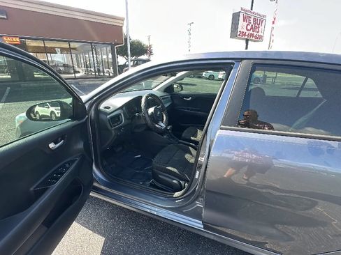 Used 2020 Kia Rio S FWD image 16