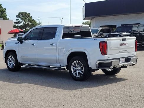 Used 2022 GMC Sierra 1500 SLT AWD/4WD image 7