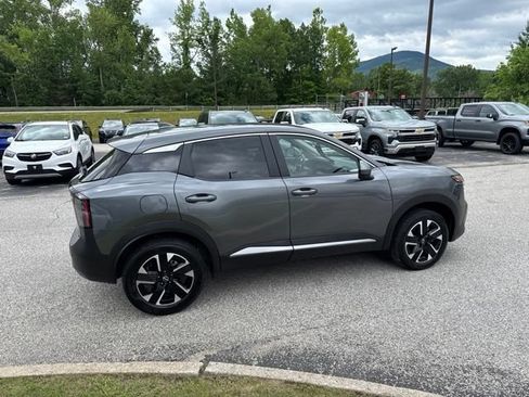 Certified 2025 Nissan Kicks SV AWD/4WD image 22