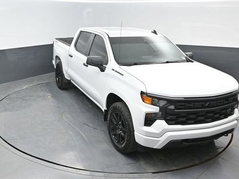 Used 2022 Chevrolet Silverado 1500 Custom w/ LPO, Dark Essentials Package image 19