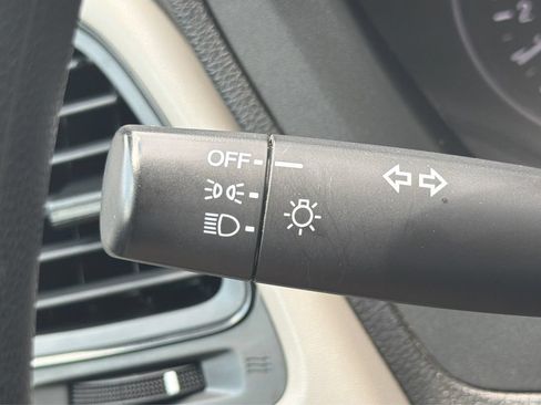Used 2018 Honda HR-V LX image 17