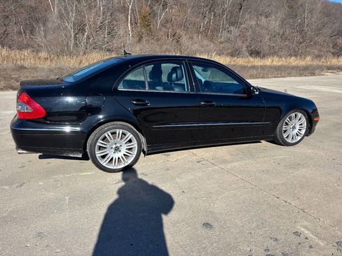 Used 2008 Mercedes-Benz E 350 4MATIC Sedan image 6