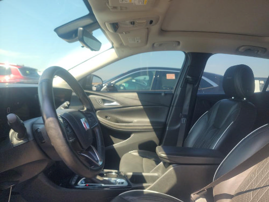 Used 2024 Buick Encore GX Avenir w/ Avenir Technology Package AWD/4WD image 7