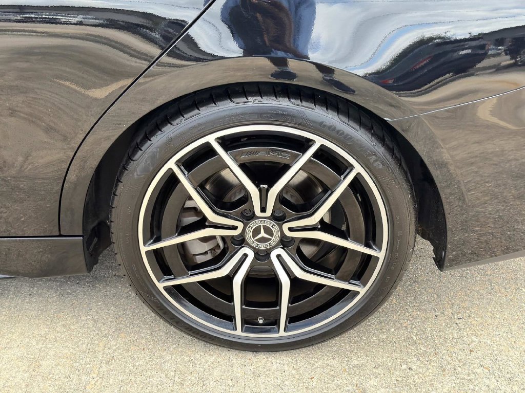Used 2022 Mercedes-Benz C 300 Sedan image 5