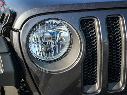 Used 2020 Jeep Wrangler Unlimited Rubicon AWD/4WD image 8