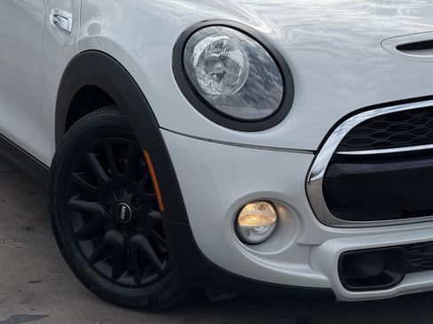 Used 2019 MINI Cooper S image 12