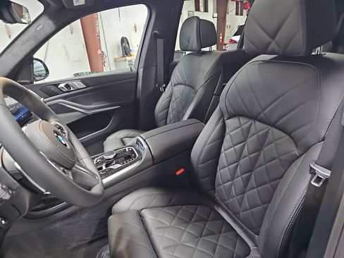 New 2026 BMW X7 xDrive40i w/ M Sport Package image 15