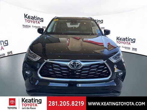 Used 2021 Toyota Highlander Limited image 8
