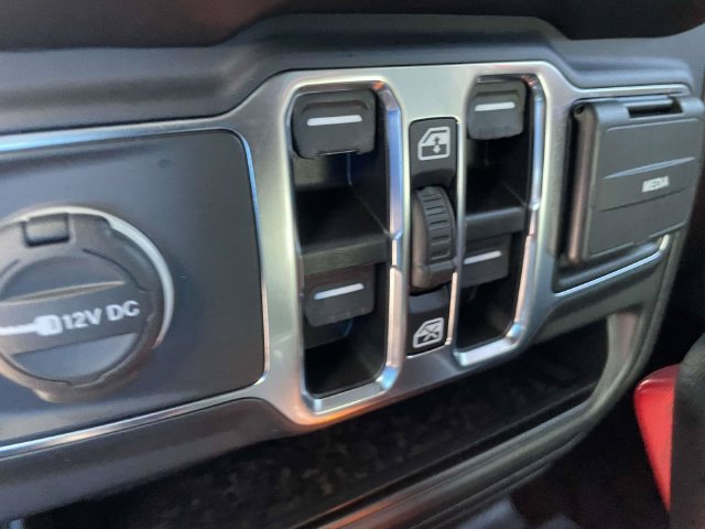 Used 2021 Jeep Gladiator Sport AWD/4WD image 19