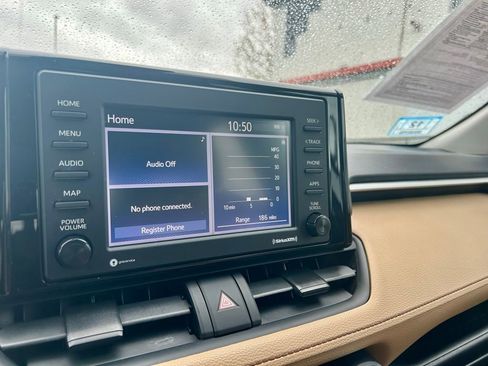 Certified 2021 Toyota RAV4 XLE AWD/4WD image 21