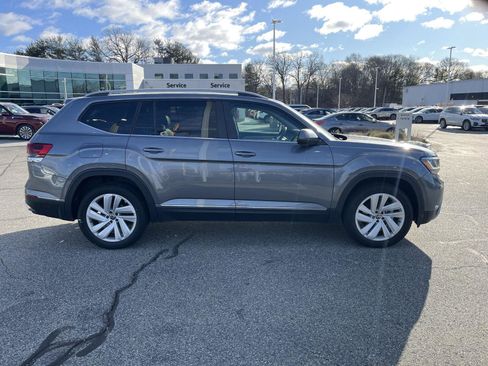 Used 2021 Volkswagen Atlas SEL image 2