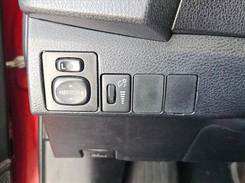 Used 2014 Toyota Corolla S image 13