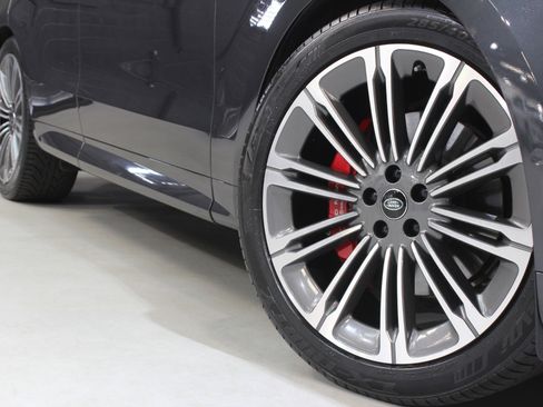 Used 2024 Land Rover Range Rover Sport Dynamic SE image 13