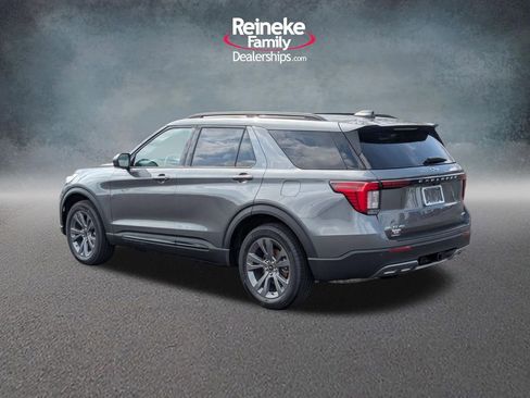New 2026 Ford Explorer Active w/ Active Comfort Package AWD/4WD image 8
