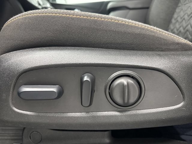Used 2024 Chevrolet Equinox LT w/ LPO, Floor Liner Package FWD image 10