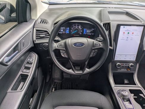 Used 2022 Ford Edge SE AWD/4WD image 16