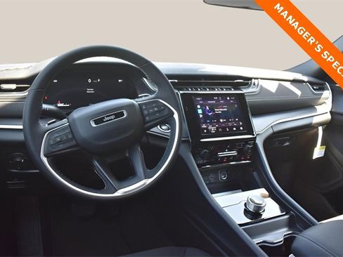 New 2025 Jeep Grand Cherokee L Laredo w/ Luxury Tech Group I image 12