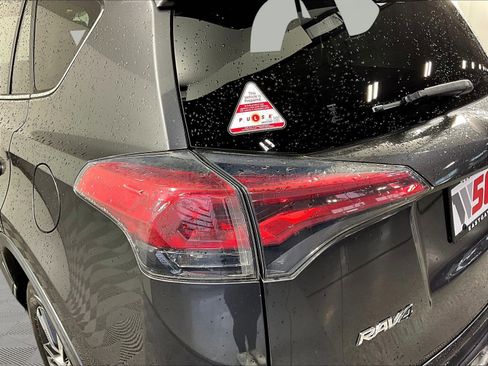 Used 2017 Toyota RAV4 XLE w/ Plus Special Value Package FWD image 20