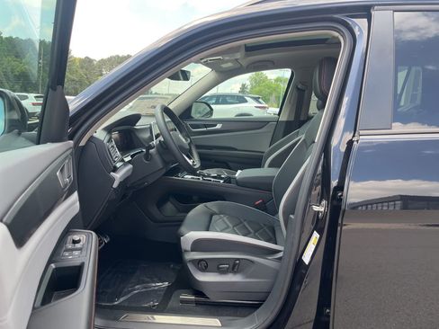 New 2026 Volkswagen Atlas Peak Edition AWD/4WD image 22