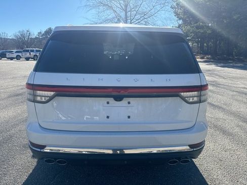 New 2026 Lincoln Aviator Reserve image 5