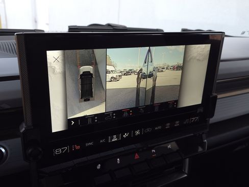 Used 2025 GMC Hummer EV 3X image 26