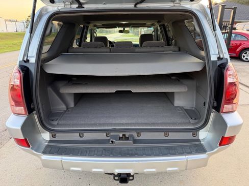 Used 2004 Toyota 4Runner SR5 image 21