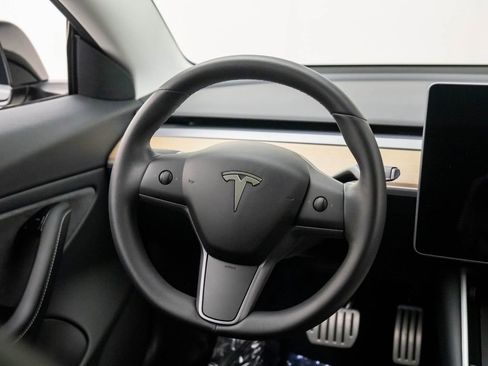 Used 2020 Tesla Model 3 Performance image 10