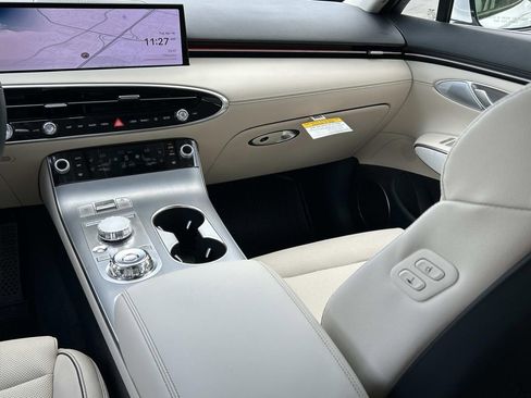 New 2026 Genesis GV70 2.5T Advanced image 24