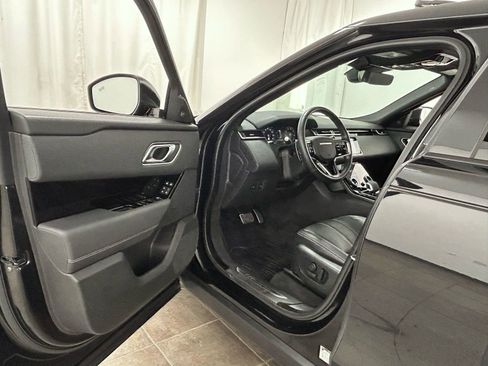 Used 2023 Land Rover Range Rover Velar R-Dynamic S image 23