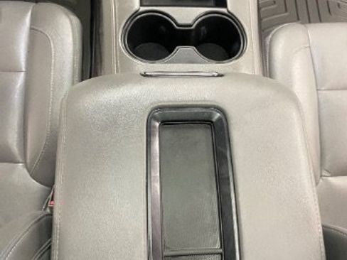 Used 2020 Chevrolet Tahoe LT AWD/4WD image 19
