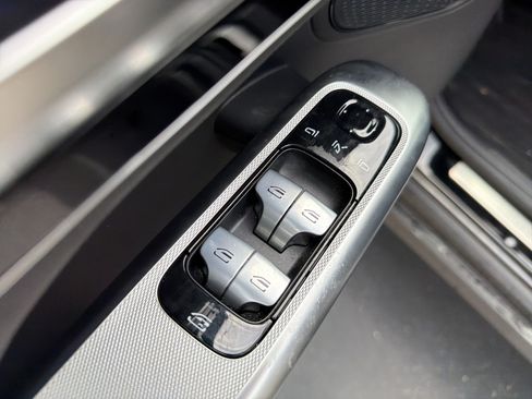 Certified 2024 Mercedes-Benz GLC 300 4MATIC image 15
