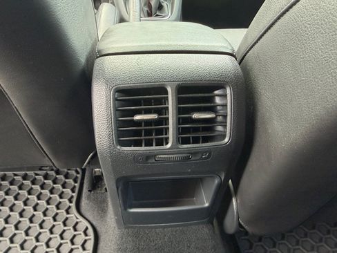 Used 2013 Volkswagen GTI Driver's Edition FWD image 30